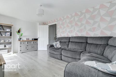 52 Faraday Drive, Minster On Sea, Sheerness, ME12 3UQ
