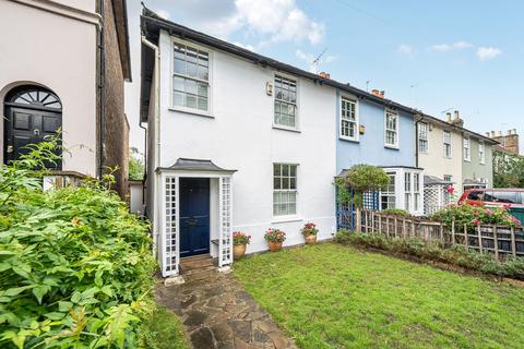 3 bedroom end of terrace house for sale, Petersham Road, Richmond, TW10