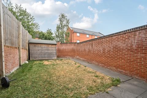 64 Nightingale Way, Reading, RG30 1FF