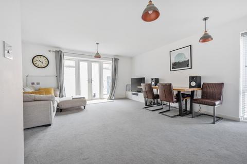 64 Nightingale Way, Reading, RG30 1FF