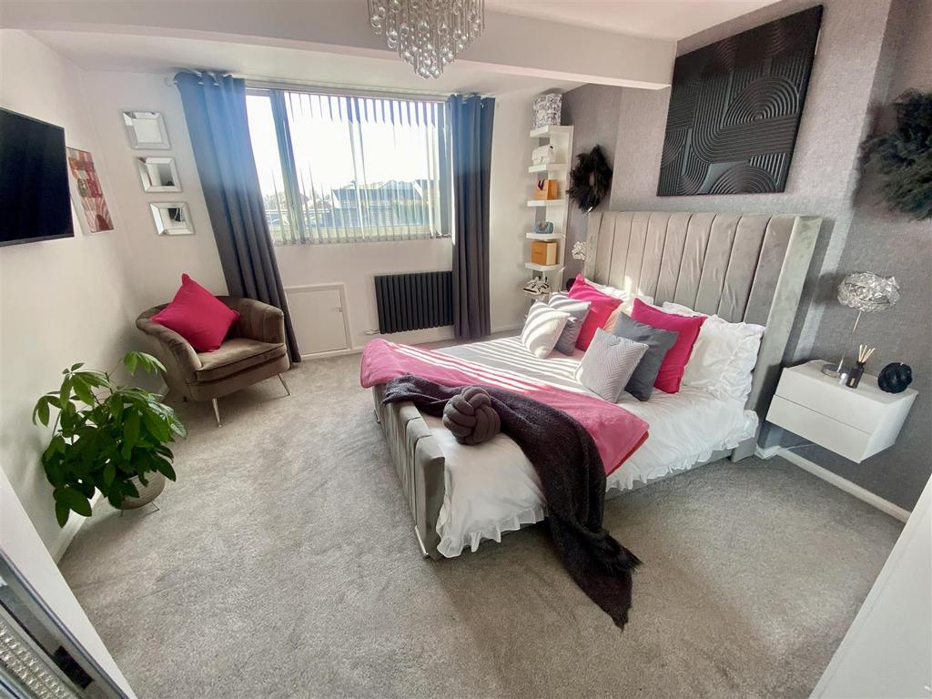 Bramleys Estate Agents - Fairfield Drive - Mirfiel