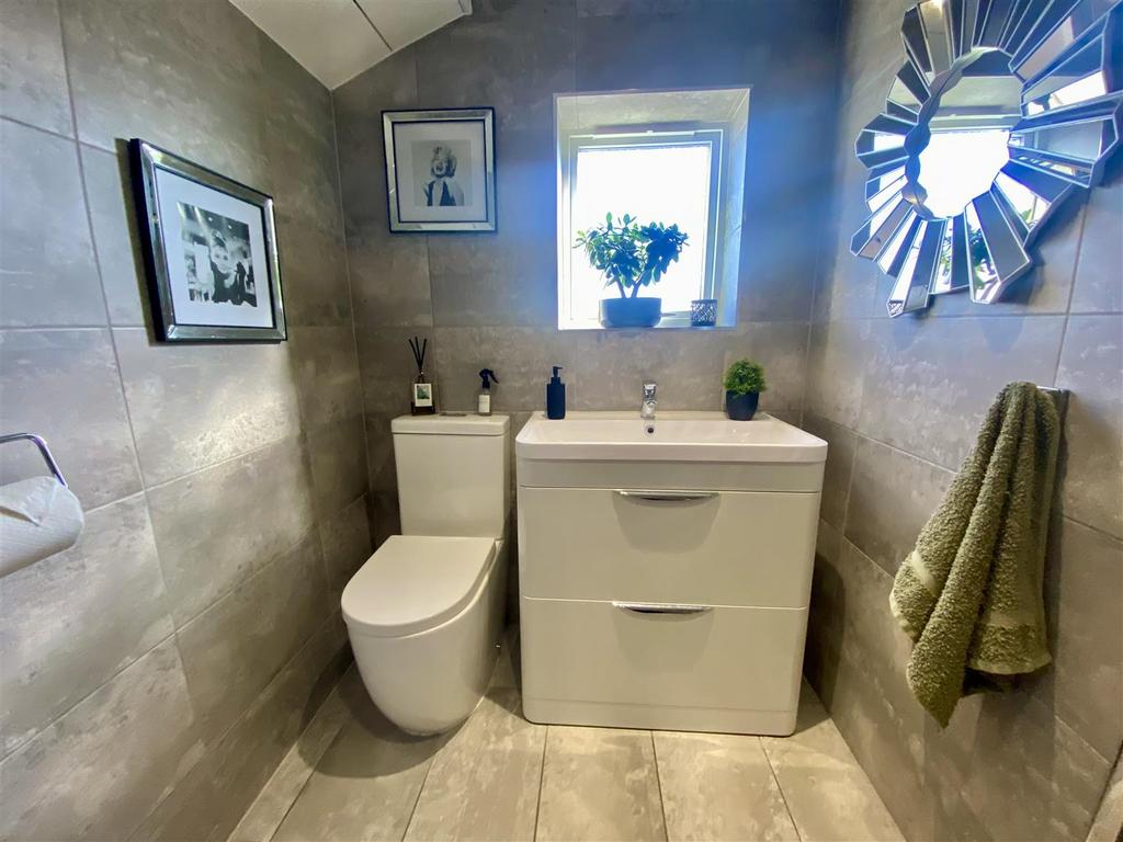 Bramleys Estate Agents - Fairfield Drive - Mirfiel