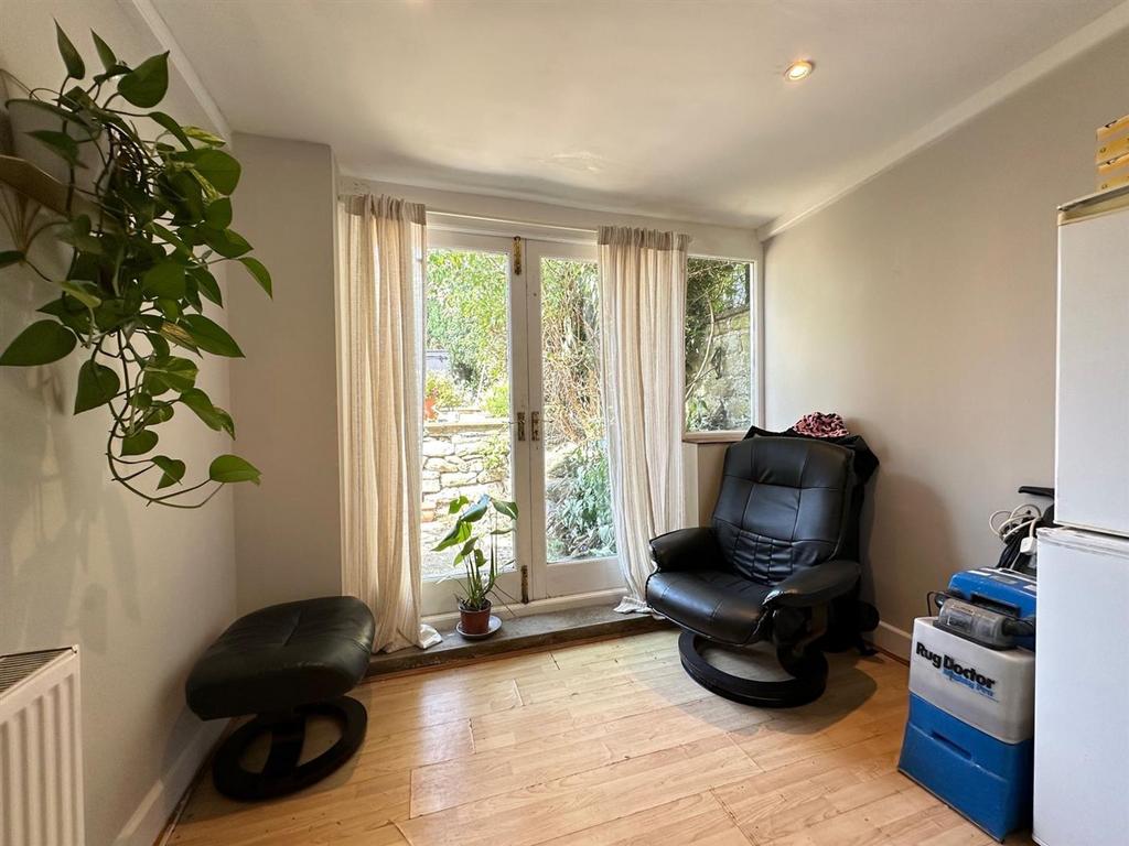 Gdn room.jpg