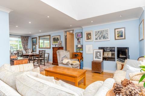 undefined, Riverside Gardens, Henley in Arden, Warwickshire, B95