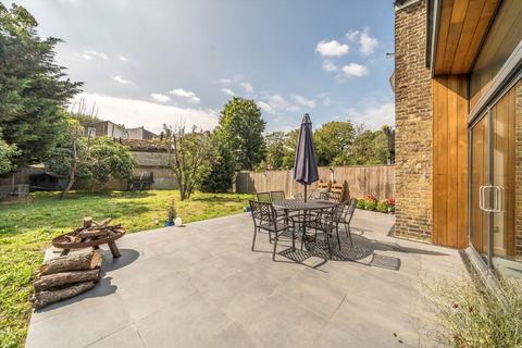 4 bedroom semi-detached house for sale, Rockbourne Road, London SE23