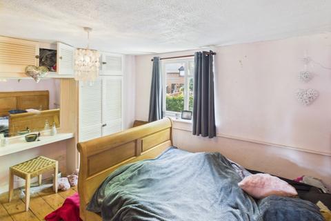 3 bedroom detached house for sale, 16 Fairfield Hill, Stowmarket, Suffolk IP14 1NG