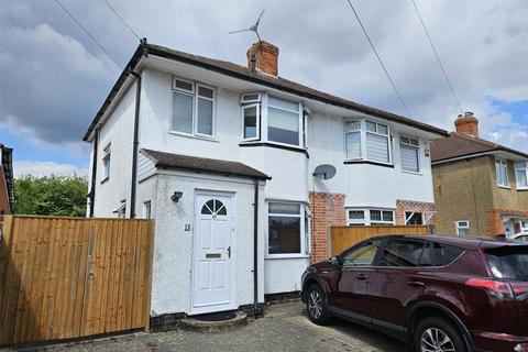 1 bedroom in a house share to rent, Westlands Avenue, Reading, Berkshire, RG2