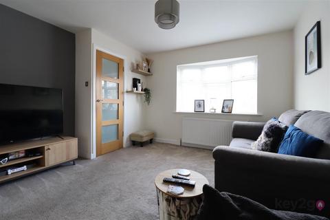 3 bedroom semi-detached house for sale, Skipton Road, Swallownest, Sheffield, S26