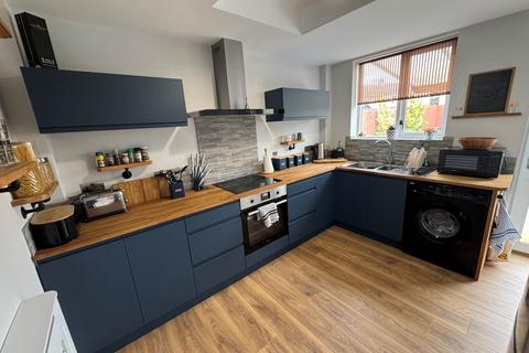 3 bedroom semi-detached house for sale, Lambrook Road, Taunton TA1