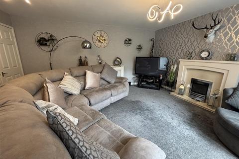 3 bedroom detached house for sale, Cromwell Gardens, Scarborough YO11
