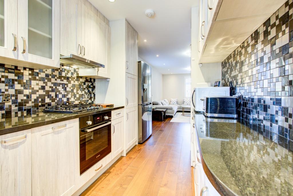 Kitchen 3
