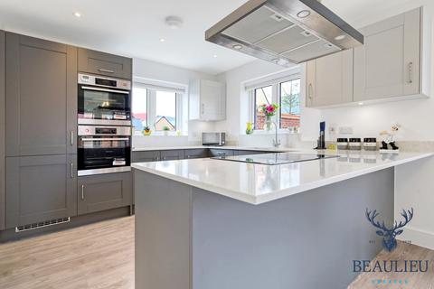 4 bedroom detached house for sale, Beaulieu Park CM1