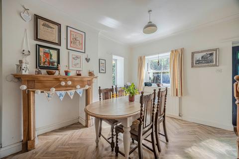 3 bedroom end of terrace house for sale, London Road, Tetbury, Gloucestershire, GL8