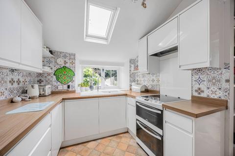 3 bedroom end of terrace house for sale, London Road, Tetbury, Gloucestershire, GL8