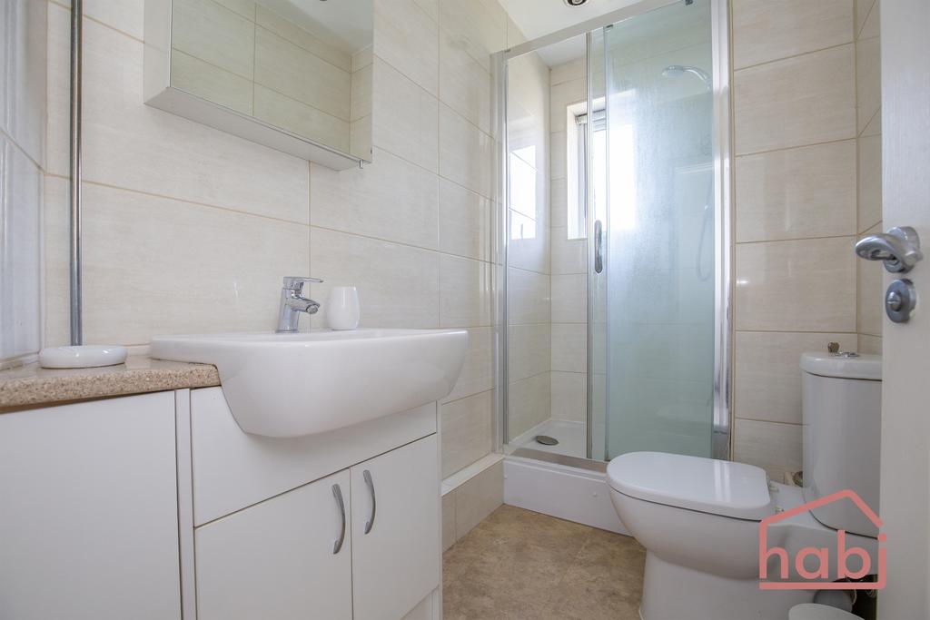 Shower room 1