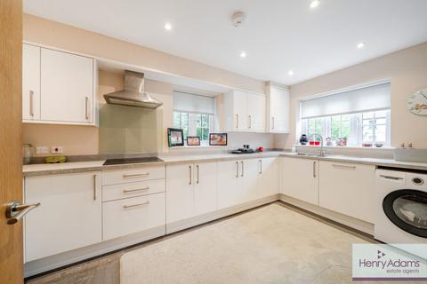 3 The Old Forge, Rusper, Horsham, RH12 4FR