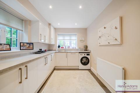 3 The Old Forge, Rusper, Horsham, RH12 4FR