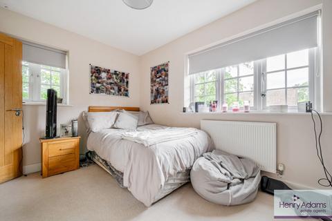 3 The Old Forge, Rusper, Horsham, RH12 4FR