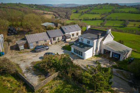 6 bedroom property with land for sale, Llangeitho, Tregaron, SY25