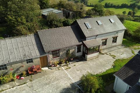 6 bedroom property with land for sale, Llangeitho, Tregaron, SY25