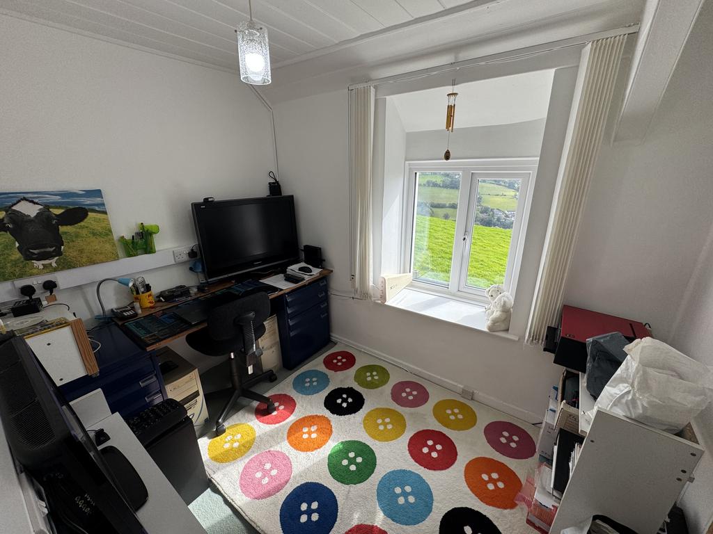Bedroom 4/office