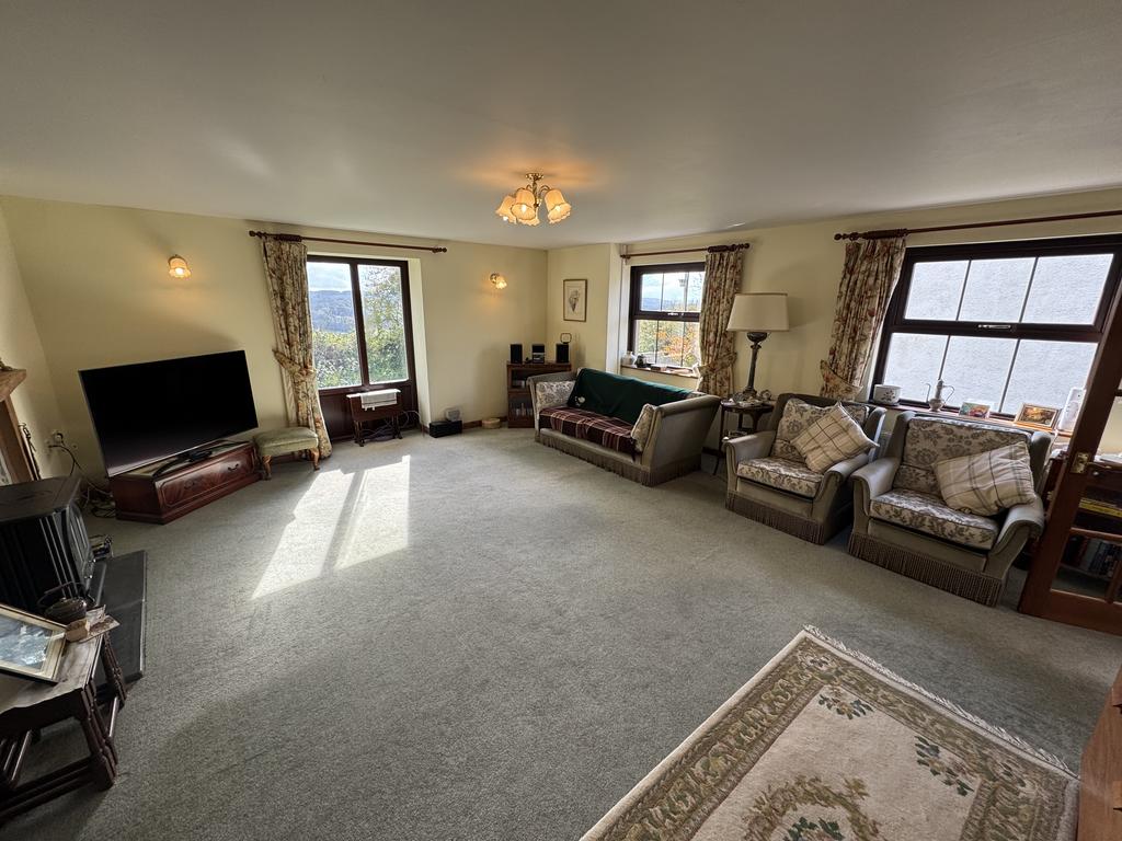 Living area (second image)