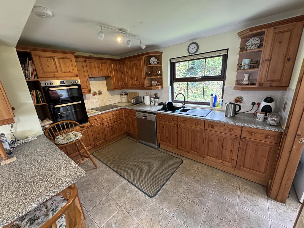 Ysgubordy kitchen area