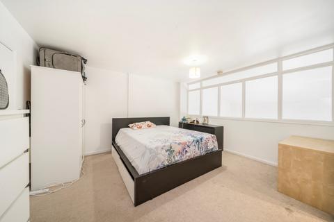 2 bedroom apartment for sale, Calderwood Street, Woolwich, London, SE18