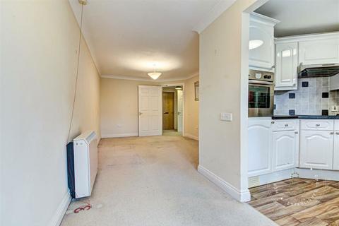 1 bedroom apartment for sale, Latteys Close, Cardiff, Cardiff, CF14 4PZ