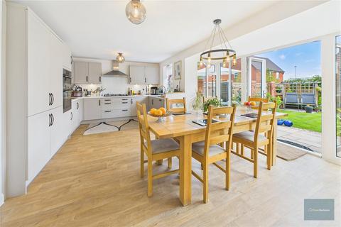 18 Basil Drive, Melksham, SN12 6LT