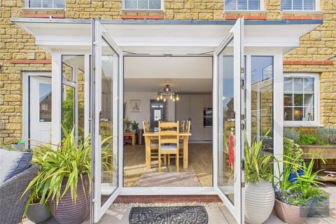 18 Basil Drive, Melksham, SN12 6LT