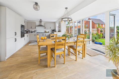 18 Basil Drive, Melksham, SN12 6LT