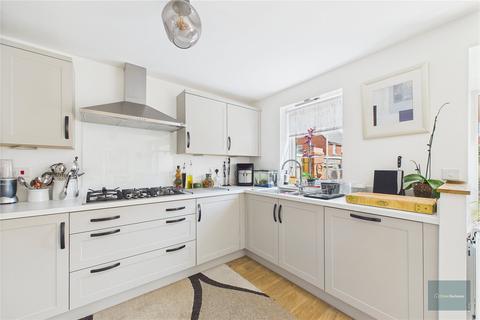 18 Basil Drive, Melksham, SN12 6LT