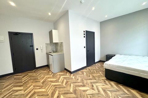 undefined, No Deposit Option. Water & Council Tax Included. N1 4QX