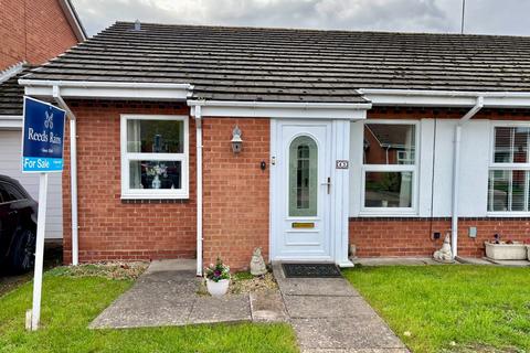 2 bedroom bungalow for sale, Burford Gardens, Worcestershire WR11