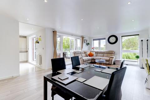 undefined, Bartlett Crescent, Buckinghamshire HP12