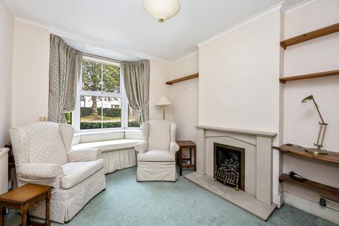 2 bedroom semi-detached house for sale, Crawley Road, Horsham, RH12