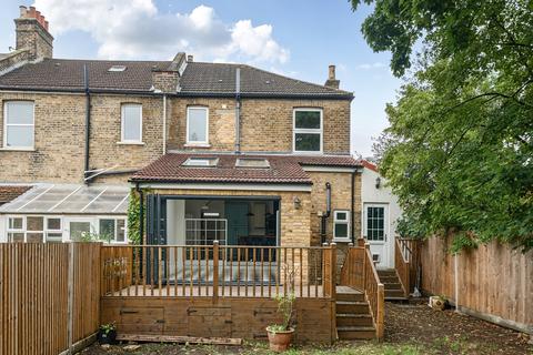 39 Torridon Road, London, SE6 1RQ