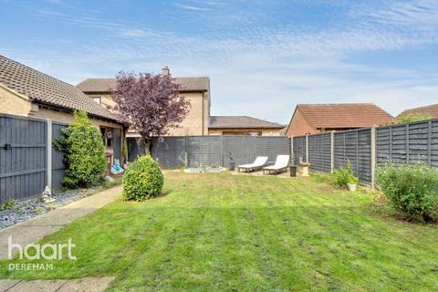 undefined, Malthouse Close, Watton