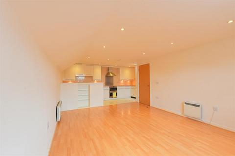 2 bedroom flat to rent, West Grange Court, York