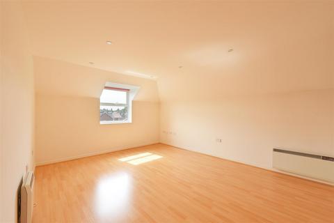 2 bedroom flat to rent, West Grange Court, York