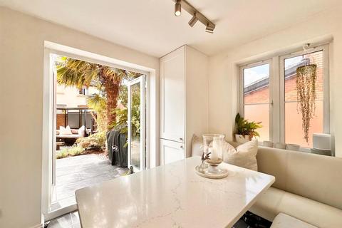 4 bedroom house for sale, Hawks Drive, Tiverton EX16