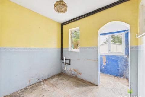 3 bedroom semi-detached house for sale, Llys Rhysnant, Four Crosses, Llanymynech