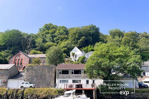 undefined, 2 Castle Hill, Saltash PL12
