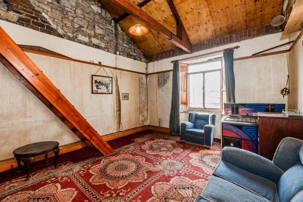 210westgateroad-7