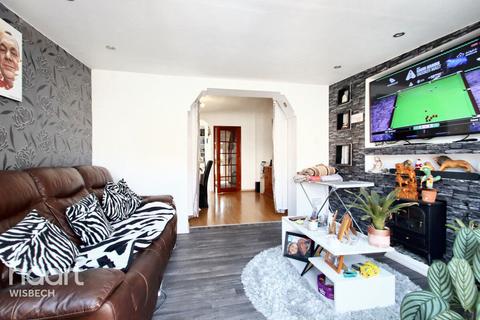 2 bedroom terraced house for sale, Harrys Way, Wisbech