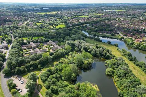 4 bedroom apartment for sale, Woodward Place, Milton Keynes MK8