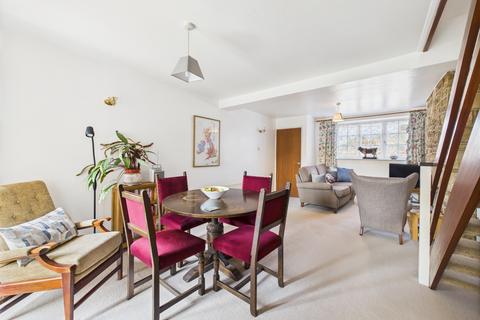 57 Manor Road, Northampton, NN2 6QJ