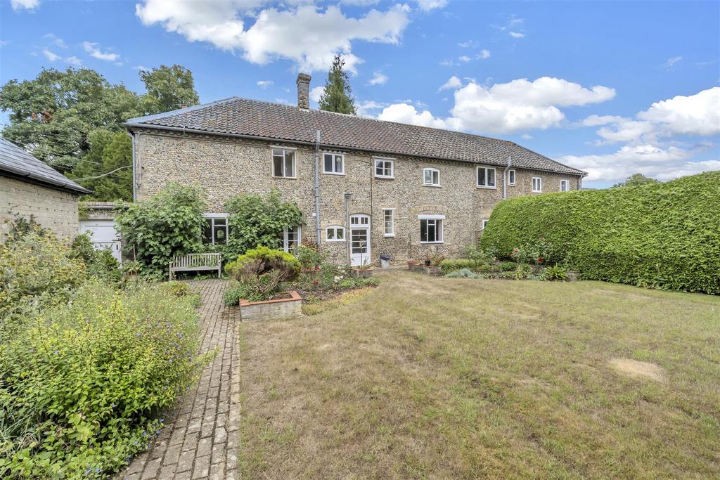 DCP 2565.jpg