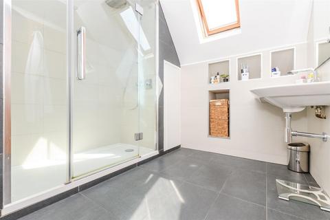 Whiteposts Gorse Hill, Farningham, Dartford, DA4 0JU